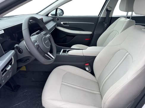 New 2026 Hyundai Sonata SEL image 9
