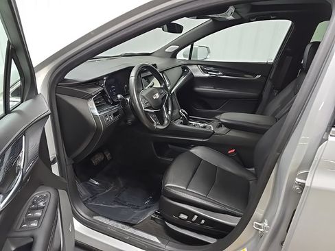 Used 2020 Cadillac XT5 Premium Luxury AWD/4WD image 29
