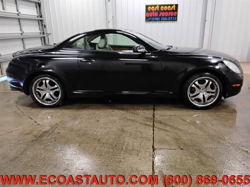 Used 2004 Lexus SC 430 Convertible image 2