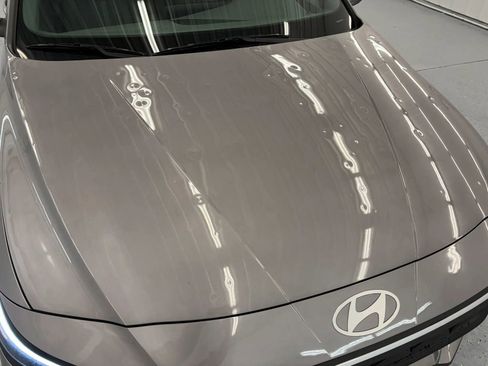 Used 2024 Hyundai Elantra SE image 16