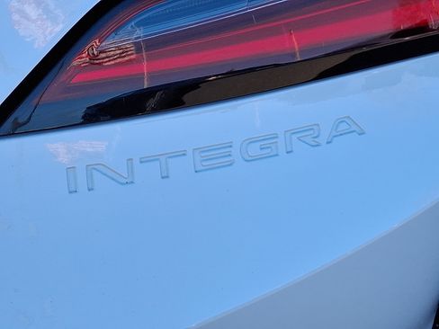 Certified 2025 Acura Integra image 30