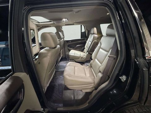 Used 2017 Chevrolet Tahoe LT w/ LT Signature Package image 27