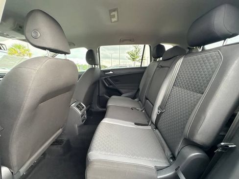 Used 2021 Volkswagen Tiguan S FWD image 14