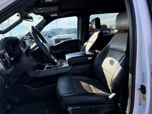 Used 2024 Ford F150 Lariat w/ FX4 Off-Road Package image 6