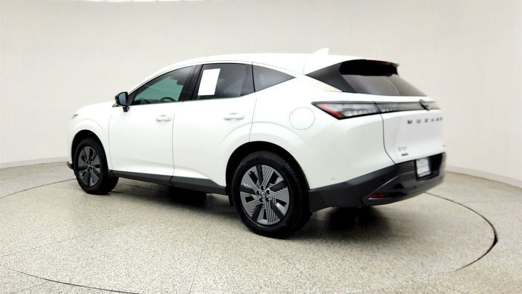 Used 2025 Nissan Murano SL AWD/4WD image 7