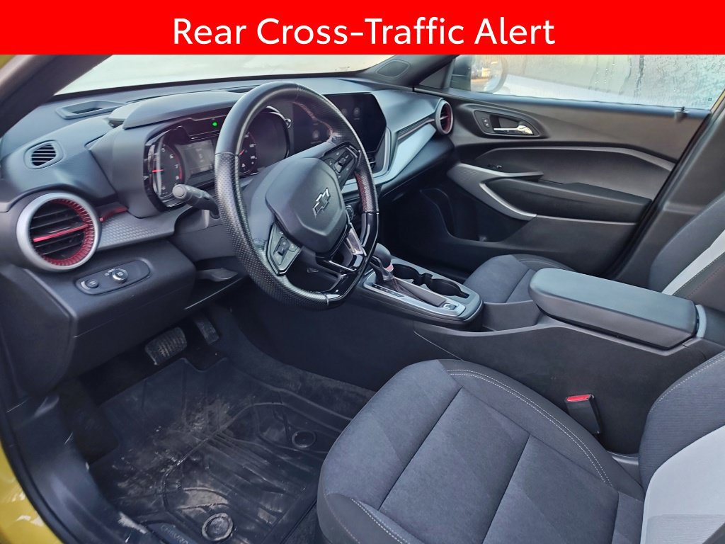 Used 2024 Chevrolet Trax RS w/ Driver Confidence Package FWD image 7