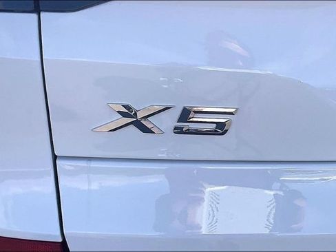 Used 2025 BMW X5 sDrive40i w/ M Sport Package RWD image 29