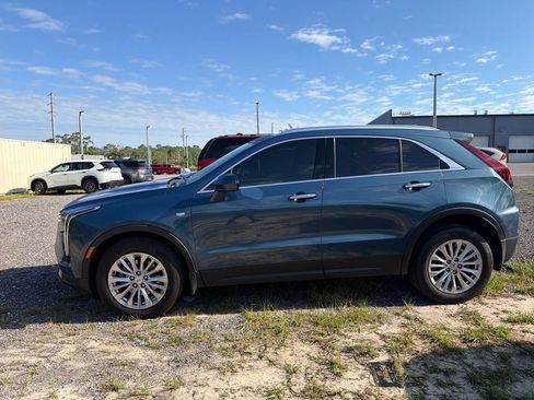 Used 2024 Cadillac XT4 Luxury FWD image 4