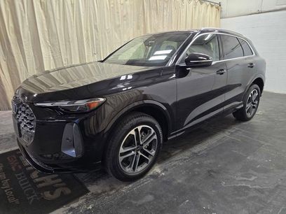 New 2025 Audi Q5 Premium w/ Convenience Package