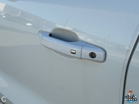 Certified 2025 GMC Canyon Elevation RWD image 17