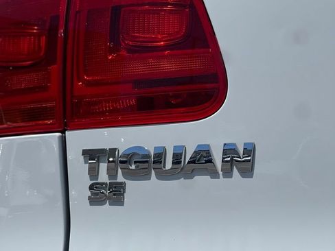 Used 2016 Volkswagen Tiguan SE AWD/4WD image 10