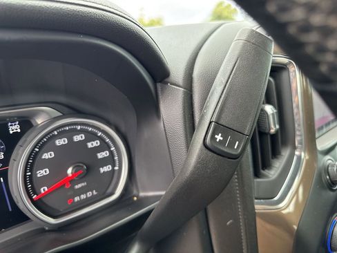 Certified 2019 Chevrolet Silverado 1500 High Country w/ Technology Package image 21