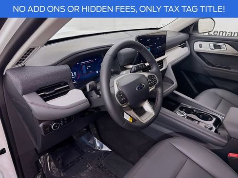 New 2026 Ford Explorer Active w/ Active Comfort Package image 9