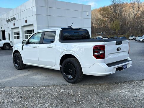 Used 2025 Ford Maverick Lobo image 6