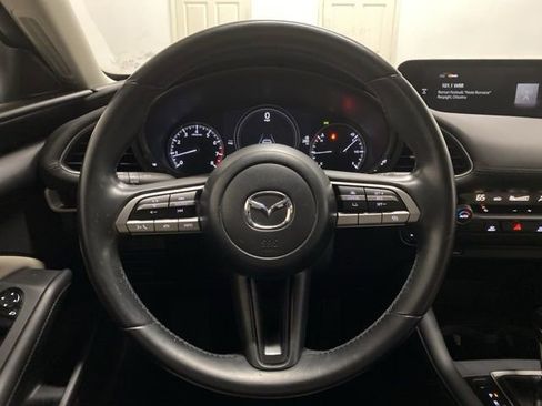 Used 2020 MAZDA MAZDA3 Sedan w/ Select Package image 12