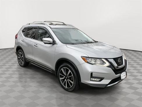 Used 2019 Nissan Rogue SL w/ Premium Package AWD/4WD image 7