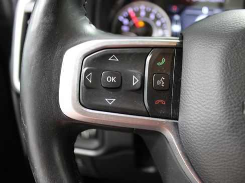 Used 2019 RAM 1500 Big Horn AWD/4WD image 10