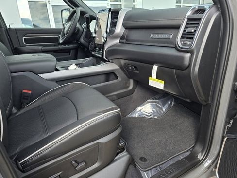 New 2026 RAM 2500 Laramie w/ Night Edition image 28
