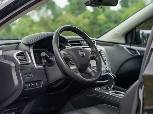 Used 2024 Nissan Murano SL FWD image 18
