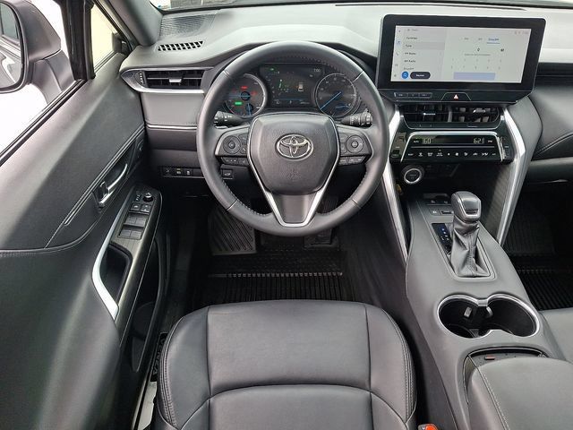 Used 2024 Toyota Venza Nightshade AWD/4WD image 11