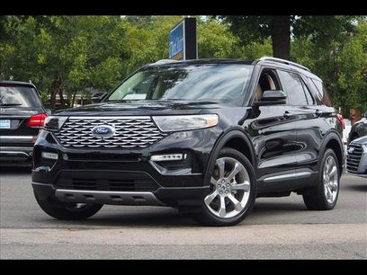 Used 2020 Ford Explorer Platinum w/ Premium Technology Package