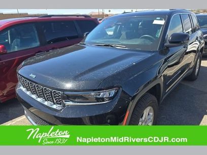 Used 2024 Jeep Grand Cherokee Laredo