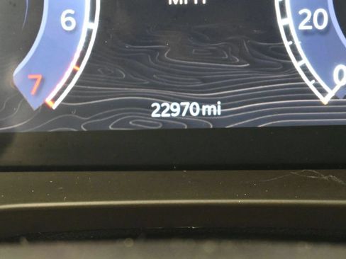 Used 2022 Jeep Grand Cherokee L Limited RWD image 29