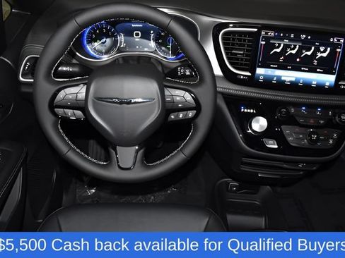 New 2026 Chrysler Pacifica Select w/ S Appearance Package FWD image 14
