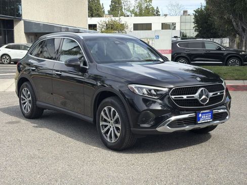 Used 2024 Mercedes-Benz GLC 300 GLC 300 image 8