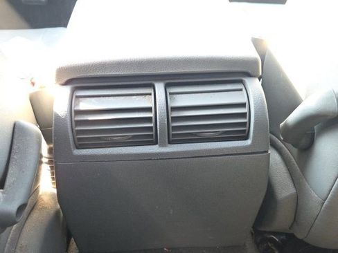 Used 2006 Jeep Grand Cherokee Laredo image 19