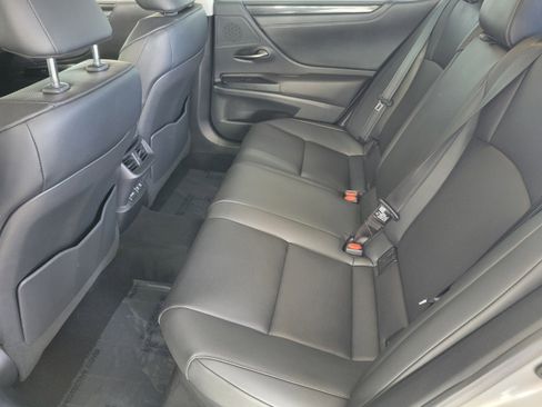 Certified 2020 Lexus ES 300h w/ Accessory Package 2 image 13