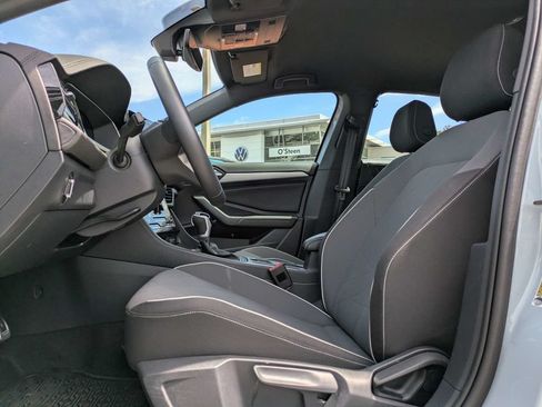 Certified 2026 Volkswagen Jetta SE FWD image 2