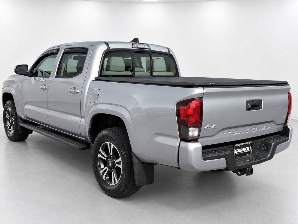 Used 2018 Toyota Tacoma SR AWD/4WD image 6