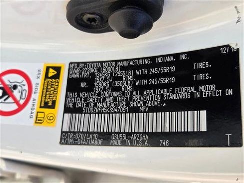 Used 2019 Toyota Highlander Limited image 23