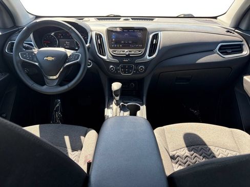 Certified 2024 Chevrolet Equinox LT FWD image 12