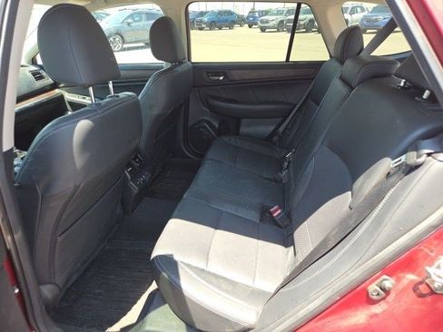 Used 2019 Subaru Outback 2.5i Limited AWD/4WD image 13