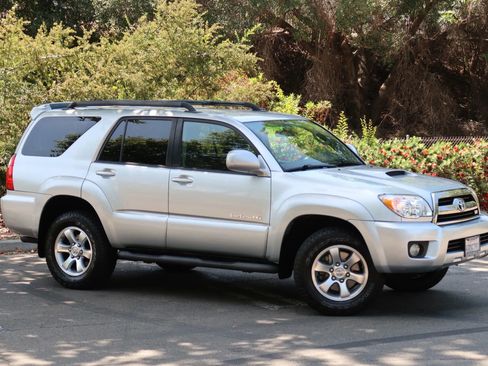 Used 2007 Toyota 4Runner Sport image 5