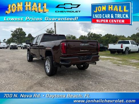Used 2024 GMC Sierra 3500 Denali Ultimate AWD/4WD image 10
