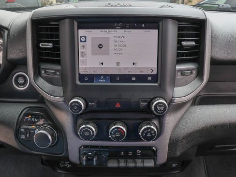 Used 2024 RAM 2500 Tradesman w/ Chrome Appearance Group AWD/4WD image 14