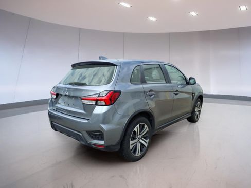 Used 2025 Mitsubishi Outlander Sport ES AWD/4WD image 4