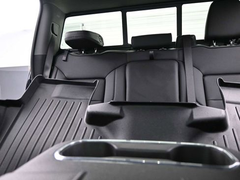 Used 2025 GMC Sierra 2500 Denali image 21