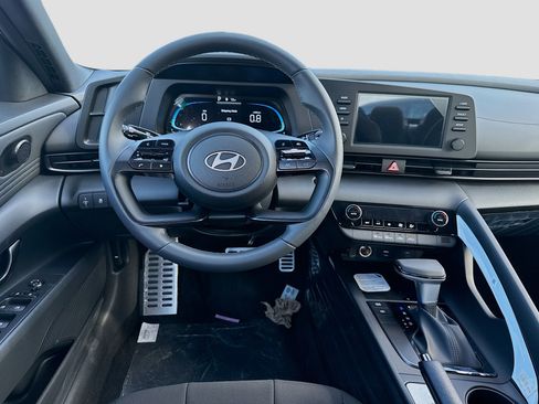 New 2026 Hyundai Elantra Sport image 15