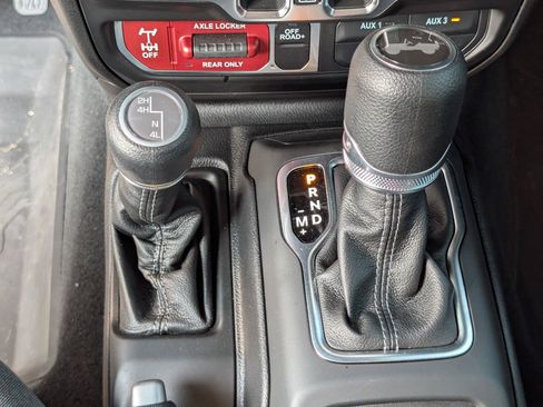 Used 2026 Jeep Wrangler Unlimited Sport AWD/4WD image 26