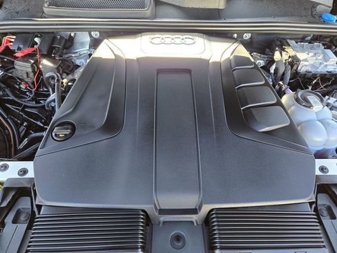 Certified 2025 Audi Q7 2.0T Premium Plus w/ Premium Plus Package image 39