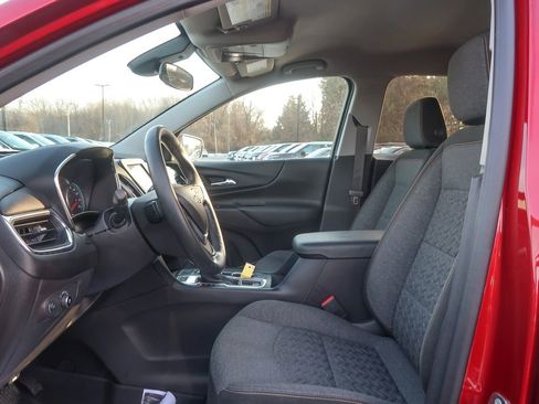 Used 2023 Chevrolet Equinox LT image 26