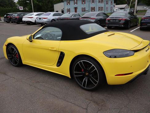 Used 2023 Porsche 718 Boxster S RWD image 7