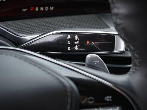 Used 2026 Cadillac Escalade V w/ LPO, ONYX Package image 26