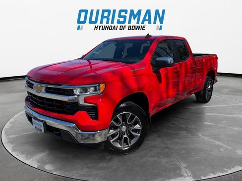 Used 2023 Chevrolet Silverado 1500 LT image 2