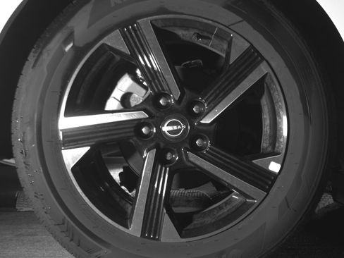 Used 2025 Nissan Sentra SV FWD image 15