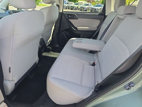 Used 2015 Subaru Forester 2.5i Premium w/ All-Weather Package AWD/4WD image 18
